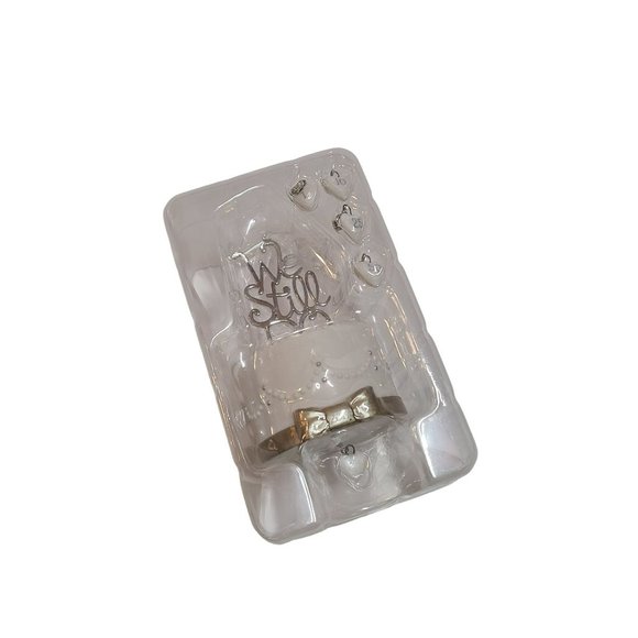 Hallmark Keepsake Christmas Ornament 2017 We Still Do Holiday Christmas NWT - Picture 8 of 11